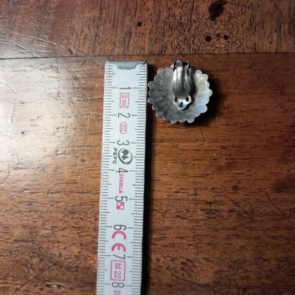 Zuni Turquoise Flowers - Picture 8 of 8